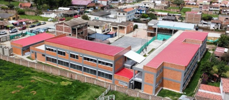 #SomosNoticia | Con la entrega de la IE Silvestre Arenas, en Sogamoso, el Gobierno Nacional completó 255 colegios nuevos o ampliados en todo el país. Amplía la información vía <a href="/PalabraMaestra/">Palabra Maestra</a> > bit.ly/3x8f6L0 ¡#EsConHechos que trabajamos por mejorar la calidad educativa!