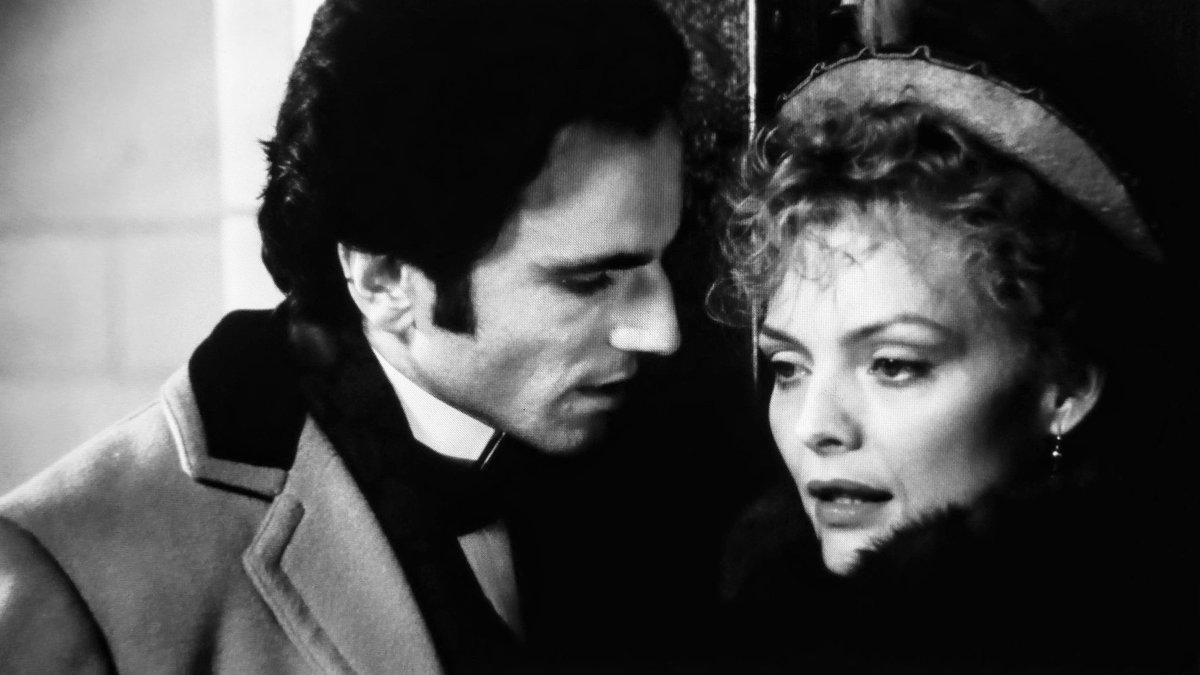 MarioFederman's tweet photo. Daniel Day-Lewis, Michelle Pfeiffer 
"The Age of Innocence" ("La edad de la inocencia")
Martin Scorsese, 1993 https://t.co/Qmki6EXRRU