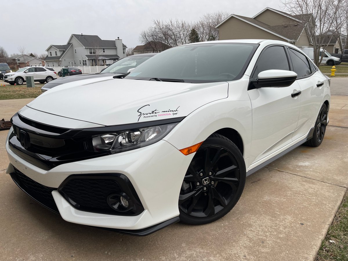 BogarTechDesign's tweet image. The Classic Matte Black 🔥

Chrome Delete Blackout Wheel Vinyl - Honda Civic Sport
    By Bogar Tech Designs

📸 Valued Customer: Andreana

#wheelswednesday #honda #hondacivic #civic #sport #cardecals #carphotography #carlifestyle #matteblack #chromedelete #wheels