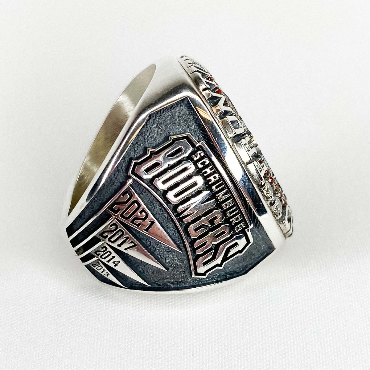 Check out the new 💍 that just dropped in Boomer Country. 

Be sure to be there Opening Day when the reigning 2021 Frontier League Champions receive their rings.