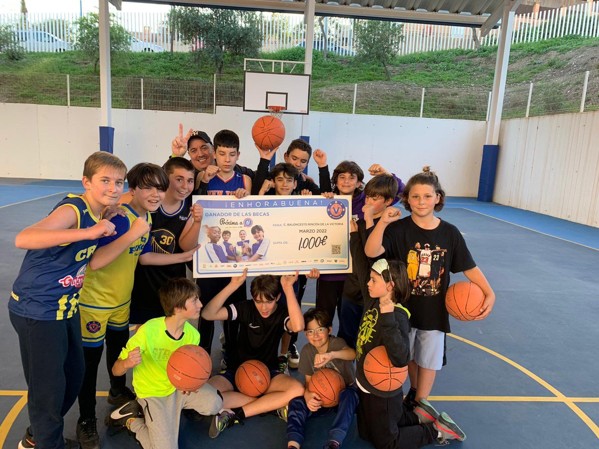 CB_Rincon's tweet photo. #ProximaATi

El CBRV gana 1.000€ para material deportivo gracias a los votos de todos nuestros seguidores.

Estas becas las otorga P&amp;G nos van a ayudar a tener mejor material deportivo en todas las dependencias de entrenamientos.

#GanaRincónDeLaVictoria
#CBRV
💙💛🏀 https://t.co/xbfQG9m0h6