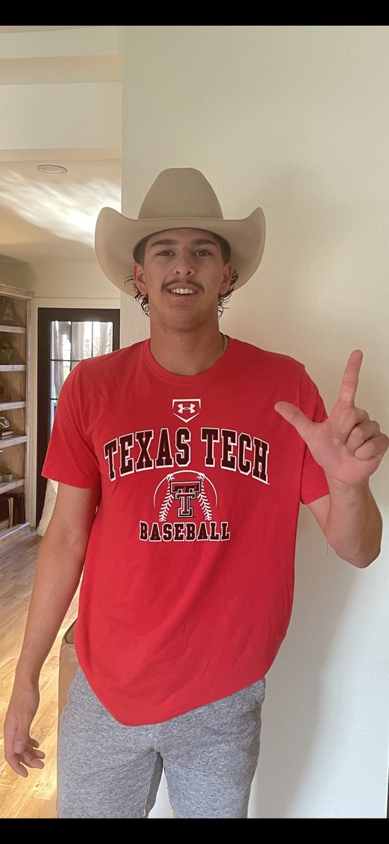 Jennifer Livingstone tweet media