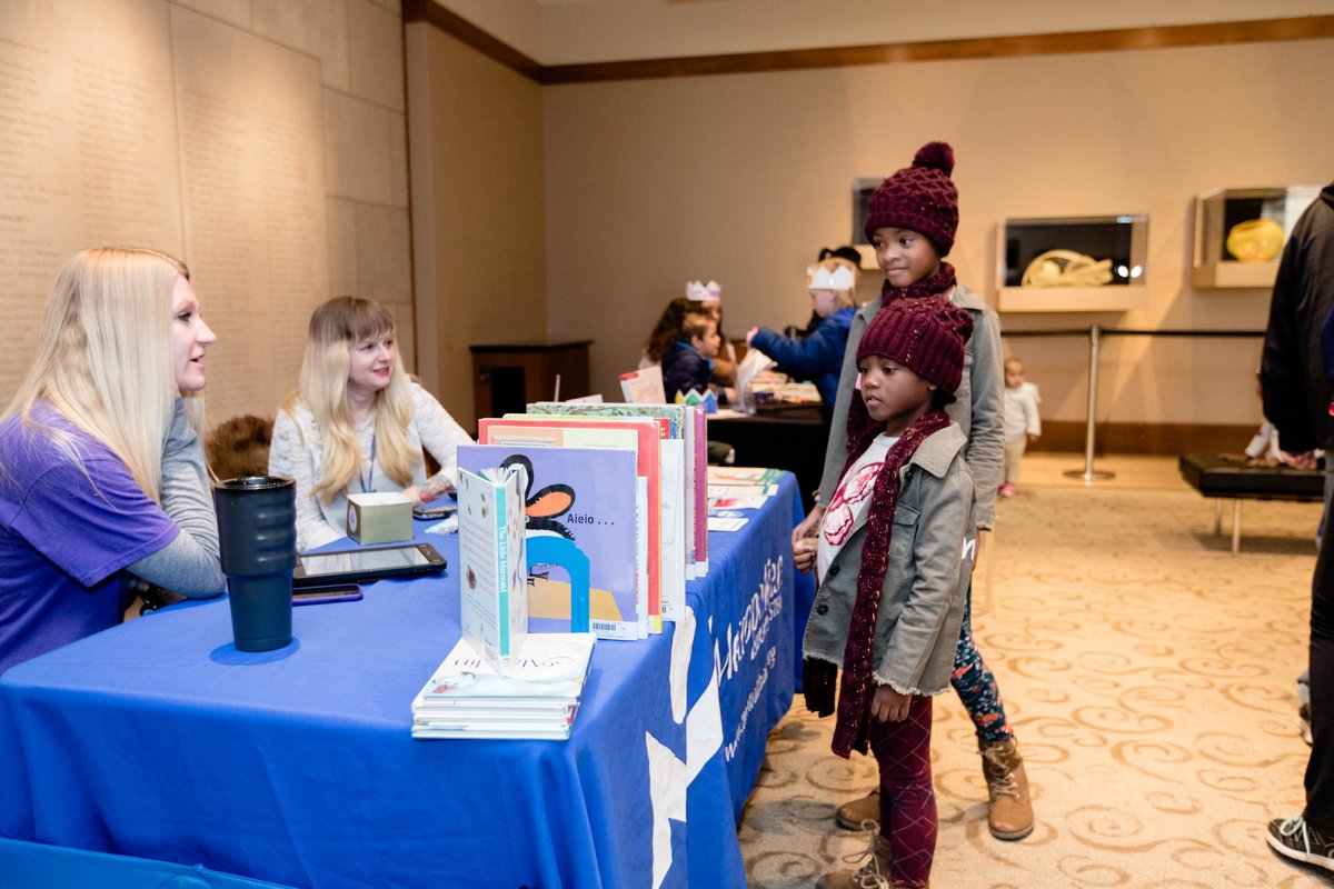 OKCMOA's tweet photo. It's #nationallibraryworkers day and we are giving a huge thank you to the @MetroLibraryOK for serving our community in creative and meaningful ways ❤️ . Take some time to thank a librarian today! https://t.co/jBXFPMEEcX
