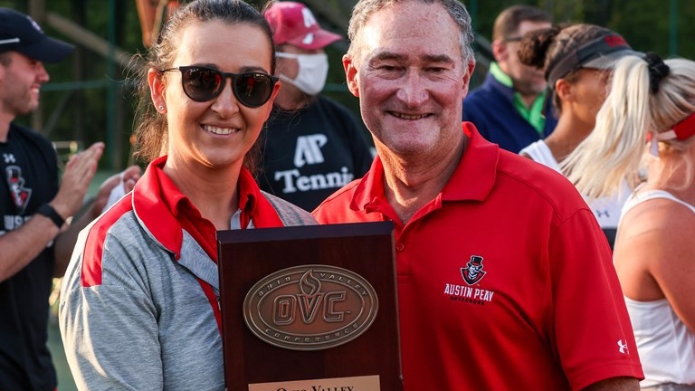 GovsWTN's tweet photo. From numerous championships to the teams’ consistent academic excellence, Austin Peay head tennis coach Ross Brown and associate head coach @m_sorbs have built a legacy unlike any other in their decade together in Clarksville. 🎩🎾

🗞️ --> https://t.co/8sCJs31lWM

#LetsGoPeay https://t.co/oh00ytCwWC