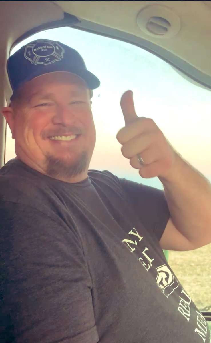 Qconnealy19's tweet image. Happy Birthday @Henry68157! Thanks for making this world &amp;amp; Twitter a better place.