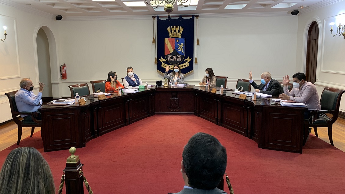 chillanactivo's tweet photo. Concejo Municipal de Chillán Viejo rechaza potencial llegada de residuos peligrosos y de la gran minería.
https://t.co/bKlmEraiAJ https://t.co/dVTqU8m7pT
