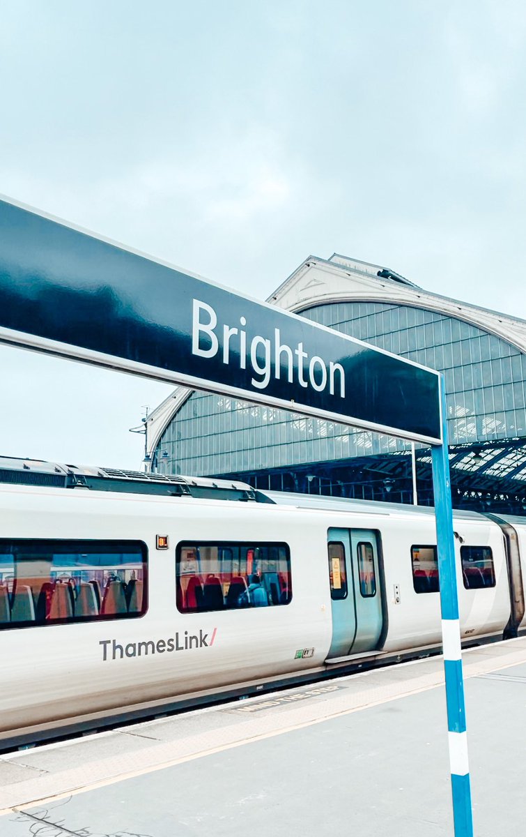 EllieDigitalPR's tweet photo. Finally arrived and ready for tomorrow #BrightonSEO https://t.co/gFlxG6Yfwo