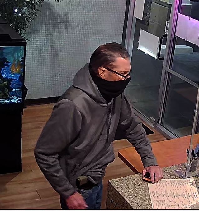 PimaSheriff's tweet photo. Armed Robbery Investigation https://t.co/b7sIZ8DpEM https://t.co/pX52QP7jBL