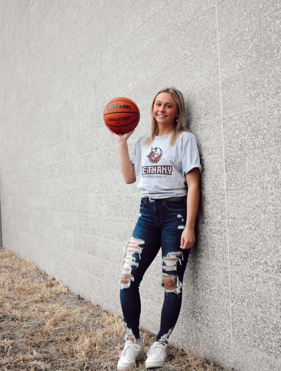 I am excited to announce that I am heading back to Minnesota to continue my academic and athletic careers at Bethany Lutheran College! Go Vikings❤️🤍