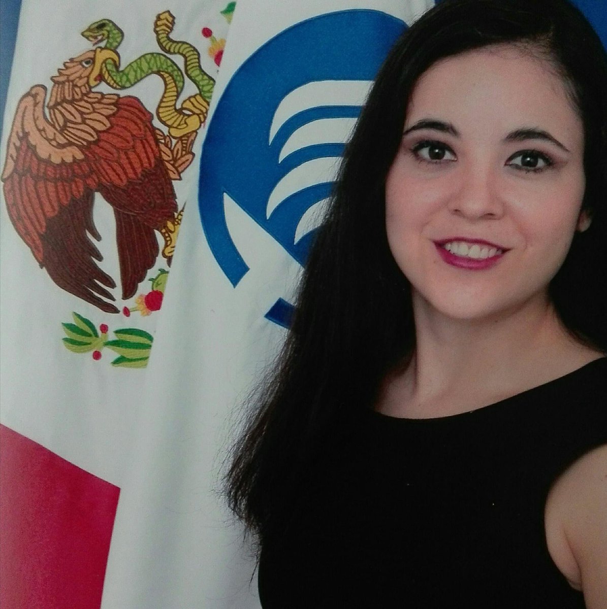barbsmakeupac's tweet photo. Ella es Maria Fernanda Contreras Ruiz, si la llegan a ver por favor reporten!! El auto ya fue encontrado sin ella lamentablemente :( ayuden! Difundan! La queremos viva!! https://t.co/l1rEqkKViC