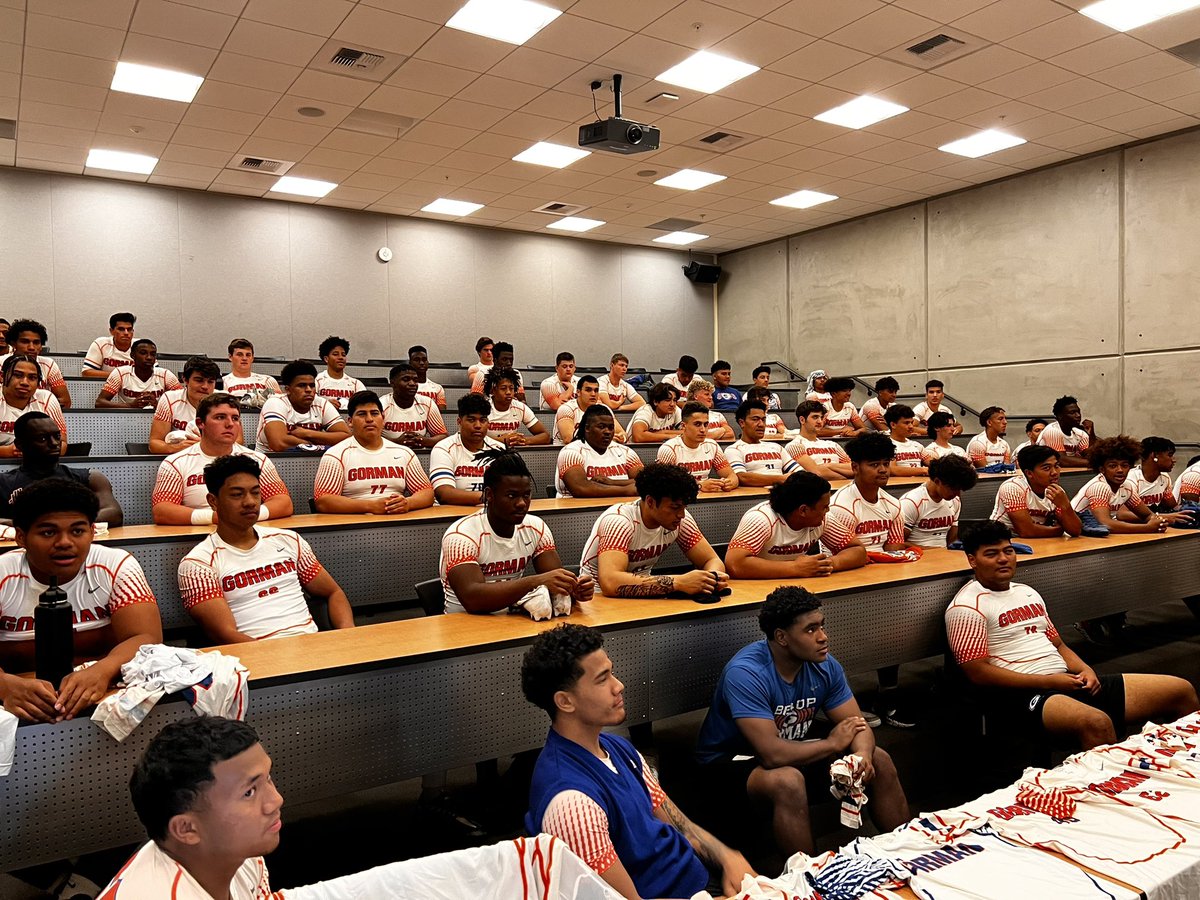 Billy Tucker tweet media