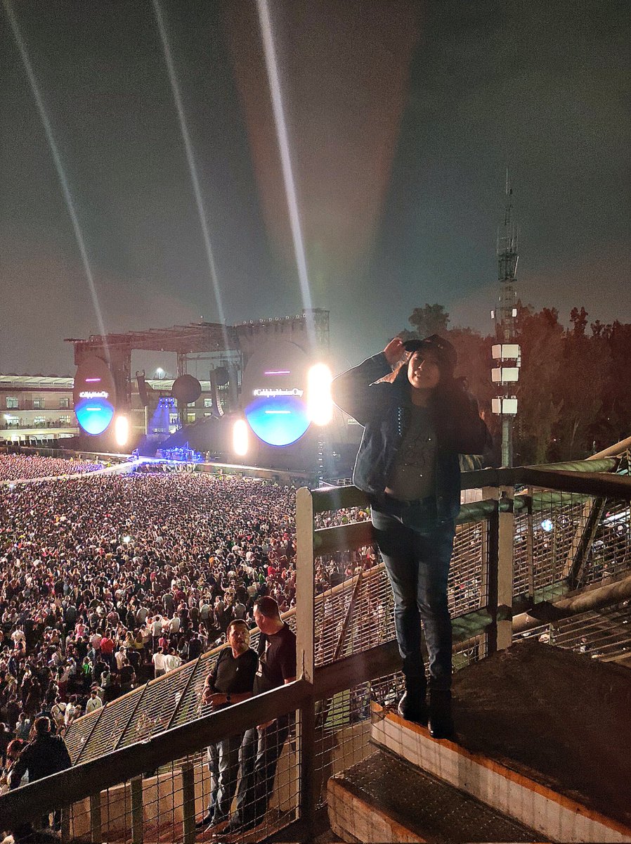 LizethPool's tweet photo. Los sueños sí se hacen realidad, nunca dejen de luchar por ellos 💖✨// 03-Abril-2022
#ColdplayMexicoCity #ForoSol https://t.co/gaoQP45gVP