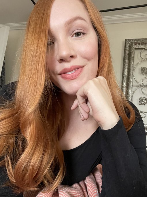 Tell me about your day, babe. https://t.co/NxiE4maCXP