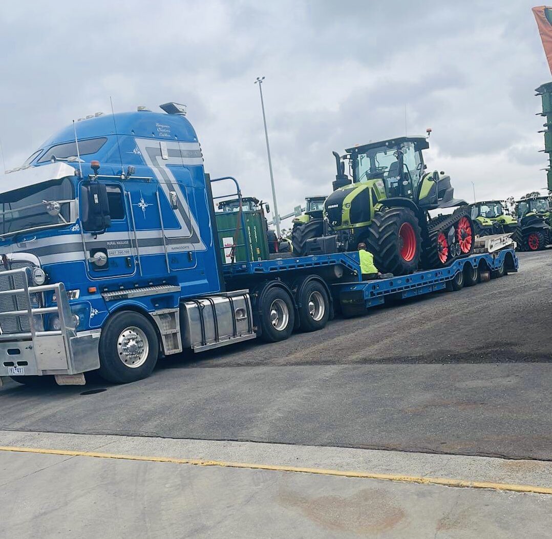 CLAAS_JamesH's tweet photo. Two more CLAAS AXION 960TT’s heading out to dealerships this week. https://t.co/iKDljyisrn