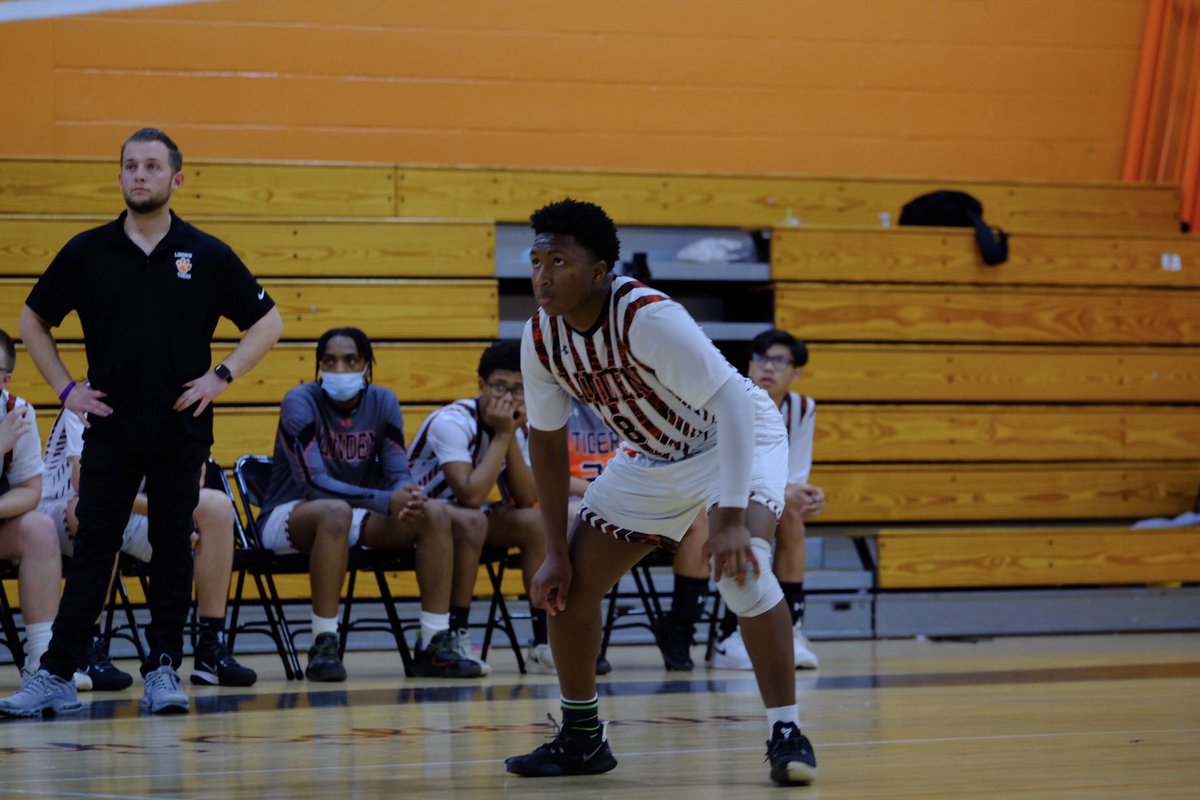 Linden Boys Volleyball tweet media