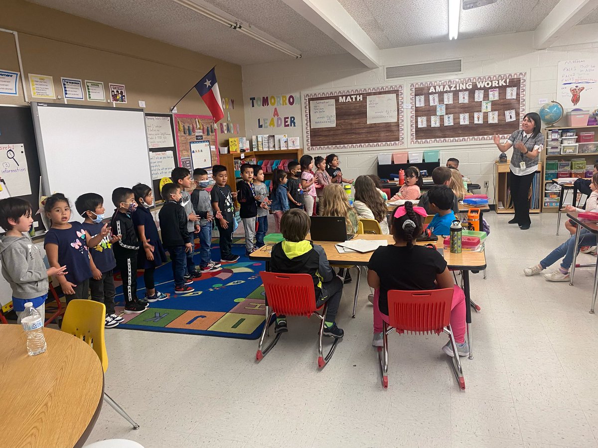 Our pre-k scholars joined our first grade scholars in counting to 100!  We’re proud of the teamwork between grade levels!  #AlvaradoExcellence