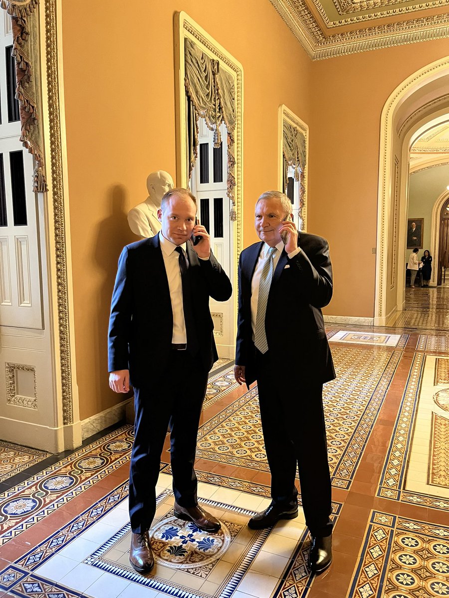 Suzanne Youngblood Lane tweet media