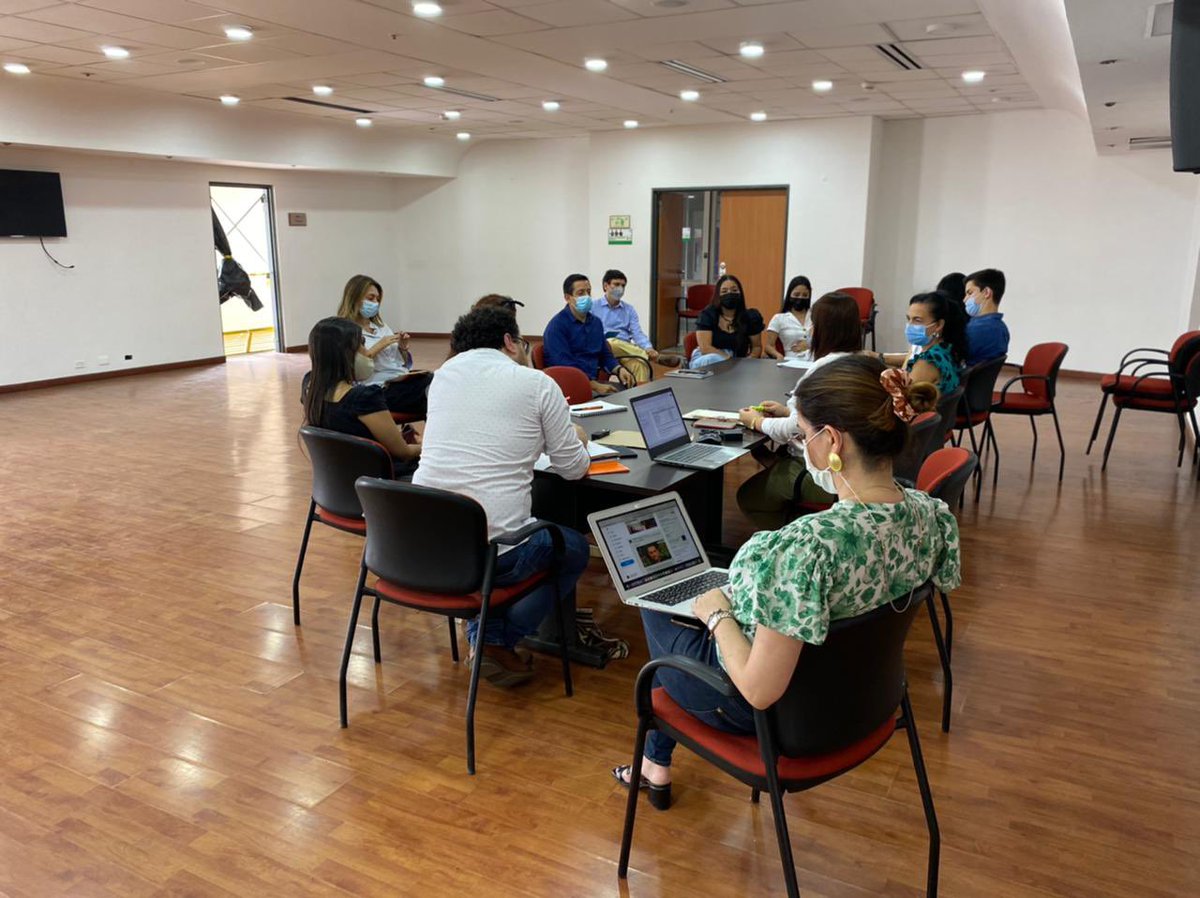 Con el apoyo de <a href="/santandertransp/">TransparenciaS/der</a> y el Comité de Transparencia de Santander, el investigador del IEP <a href="/dharpho/">Miguel Pardo</a> se trabajó sobre lapublicación proactiva de información, datos abiertos y trámites a la ciudadanía