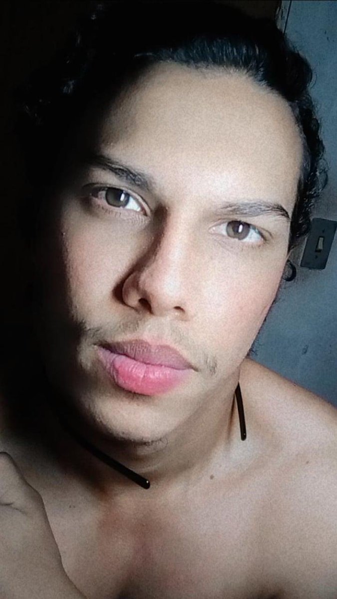 heartbroken2001's tweet image. Não sei porque, gostei dessa foto 
^•^
🤘🏼🐺💪🏼