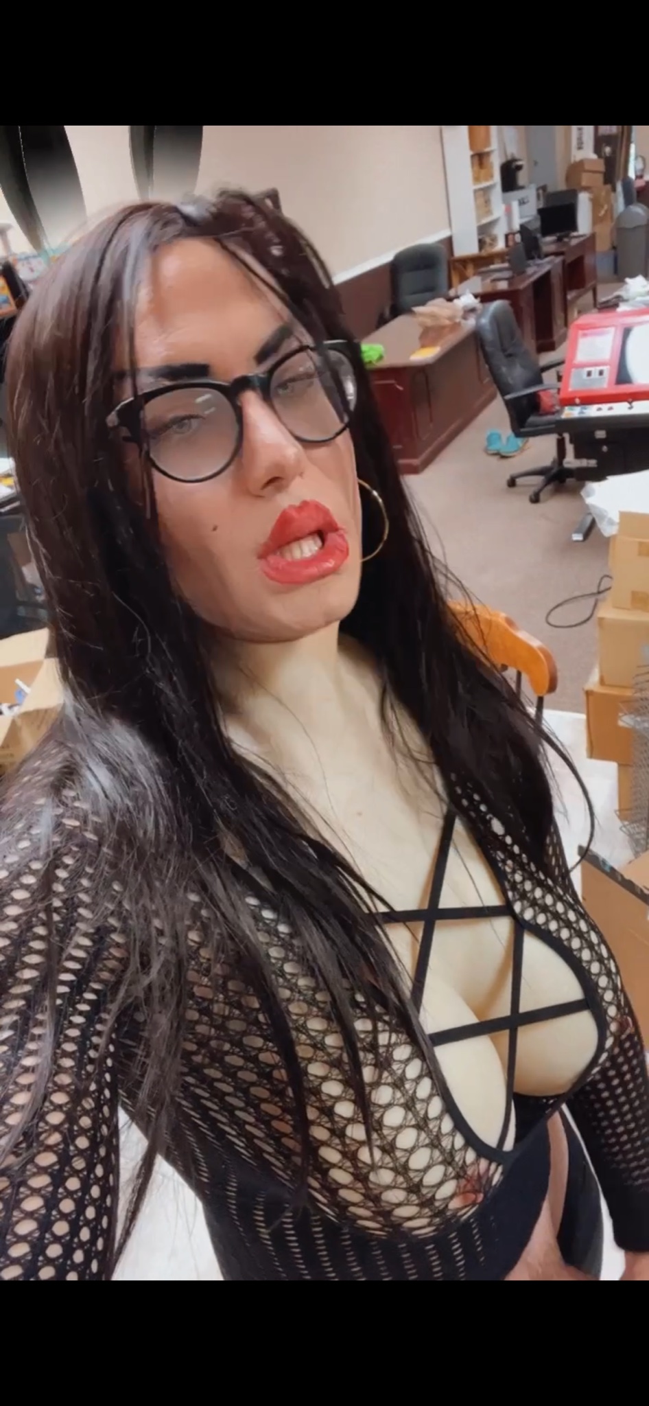That feeling of needing to submit, craving alpha cock. Slick, shiny, dominant real cock. Whatever it