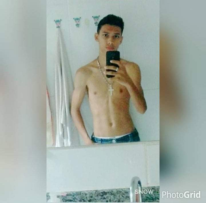 heartbroken2001's tweet image. Antes, depois e atual 🤘🏼🐺💪🏼
#bodybuilder 
#fitness 
#tattoo