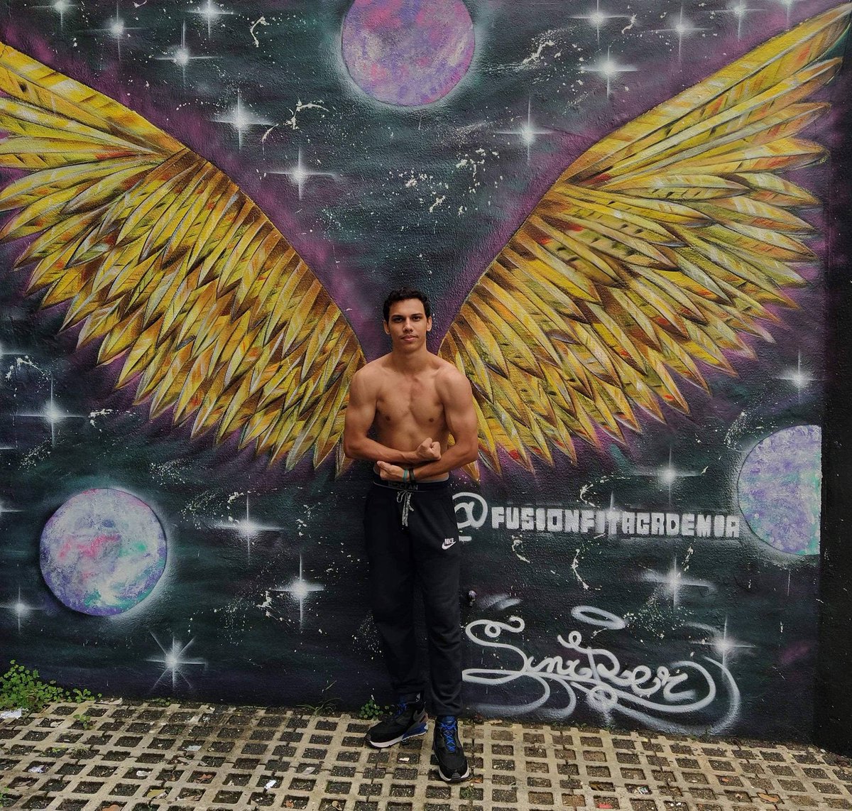 heartbroken2001's tweet image. Antes, depois e atual 🤘🏼🐺💪🏼
#bodybuilder 
#fitness 
#tattoo