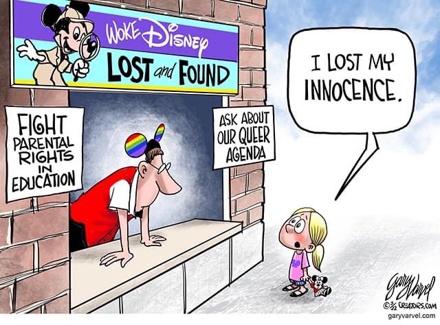 dang someone take me to woke disney to lose my innocence 😩