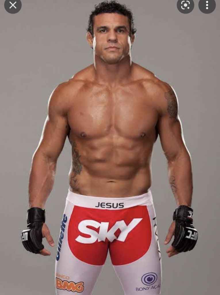 BorrachinhaMMA's tweet photo. After this shits Luke Rockhold said, I will reveal a curiosity .  Vitor is my dad and it happened when him and  my young and sexy mom gets in romance on Rio de Gerais, Brazil. Now everyone knows. 
That’s what when he bring me to UFC the staff called me Baby Vitor. https://t.co/0WhUeQFCAh