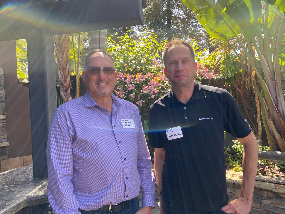 SoundHound's tweet photo. Fantastic day spent catching up with some of our #TeamSoundHound colleagues and our #VoiceFirst friends as we learned about #ConversationalAI within the #AutomotiveIndustry 🚗 

#VoiceOfTheCar https://t.co/1mz8YNtK2q