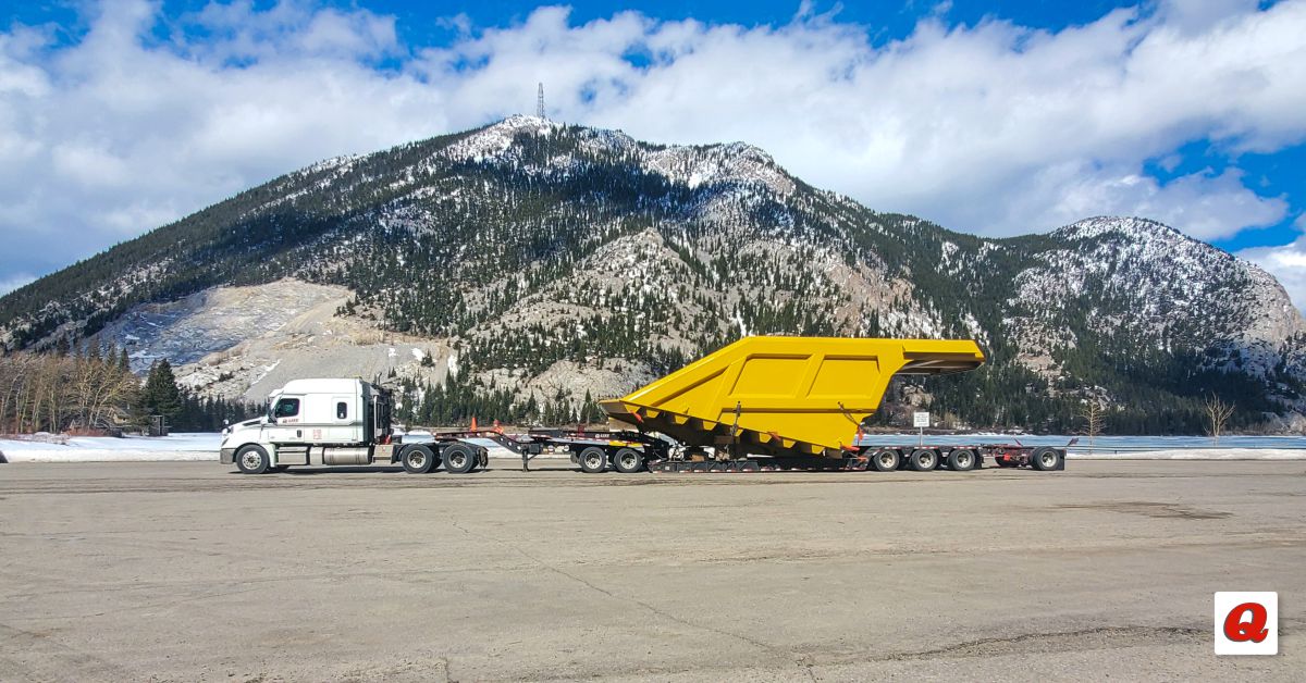 QLineTrucking's tweet photo. Have something #oversized to move and don't know where to start? We can help. Moving #overdimensional #freight is all in a day's work for our talented team. Connect with an expert today. #WideloadWednesday
📞 800-479-9995 x 500
✉️ sales@qlinetrucking.com
📸 David S. https://t.co/Acc9tAXf9K