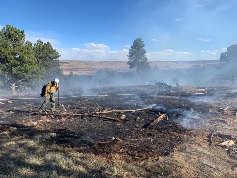 boulder_fire's tweet image. @boulder_fire has determined that the size of the #NorthShanahanRidgeFire is 0.6 acres