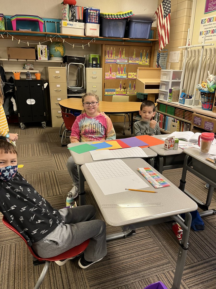 mrslowy_bgcs's tweet photo. More #RainbowRectangles #BridgesMathematics #KIDSfirst @KaraffaAlyssa https://t.co/snOqVSQxYs