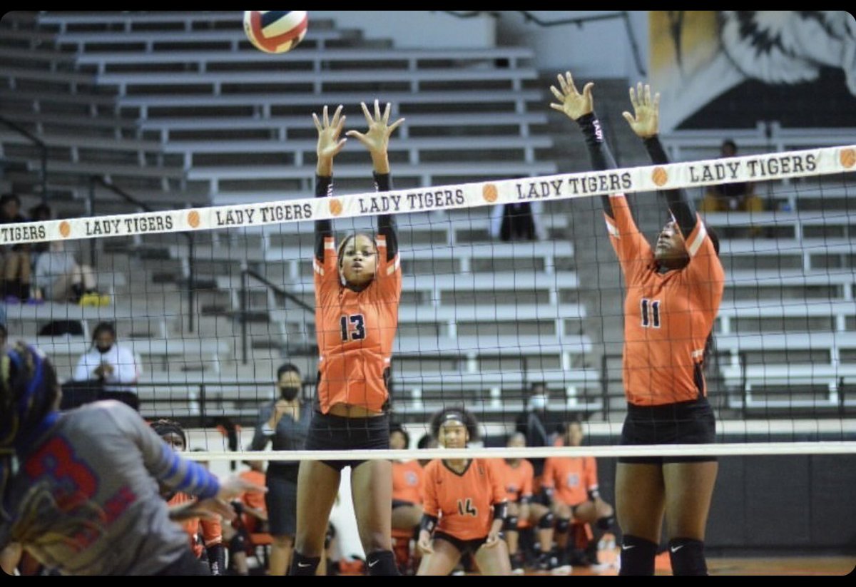 LancasterVball's tweet photo. It’s National Student-Athlete Day. We are so lucky to have such amazing young women representing WEBO Nation Volleyball. Love you guys🧡🖤@TigerSdntMedia https://t.co/hgpnOOdtxT