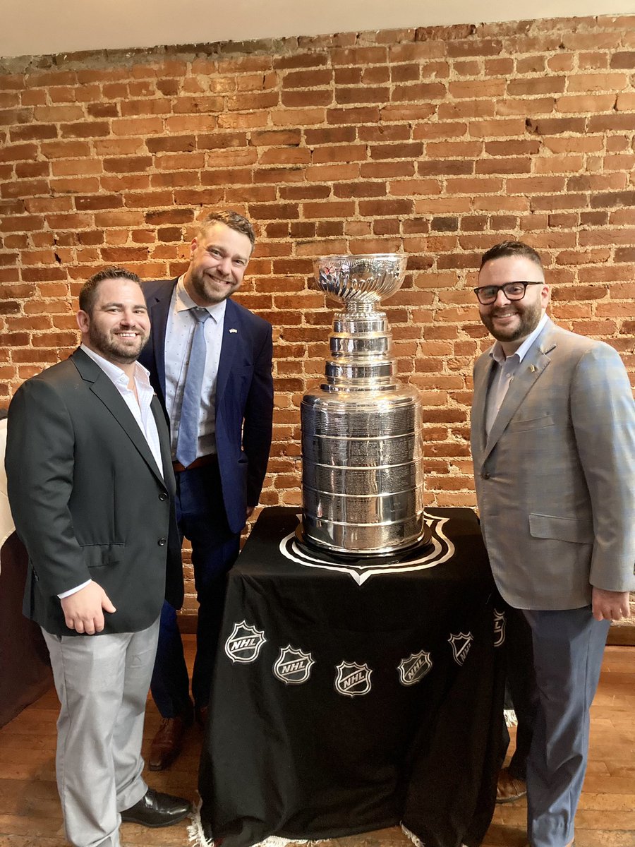 QcWashington's tweet photo. Ça sent la coupe à Washington! 

We know that cup…24 times! Enjoy having it here for the week!

La Belle Province is a proud partner of this year’s Congressional Hockey Challenge.

Le Québec: fier partenaire du match de @HockeyCHC.

#QuébecDC #QcUS #GoHabsGo #LawmakersvLobbyists https://t.co/M0GpowhlzI