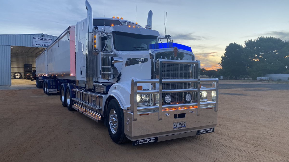 Owen Perry tweet media