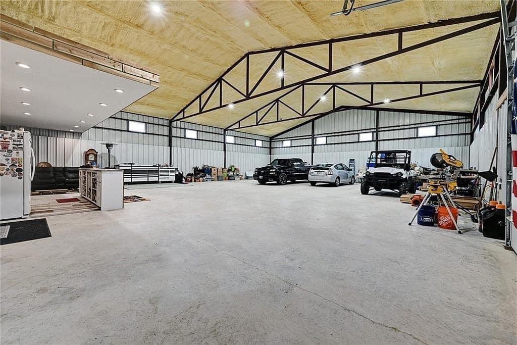Barndominium & Farmhouses (@barndominium_us) on Twitter photo 
