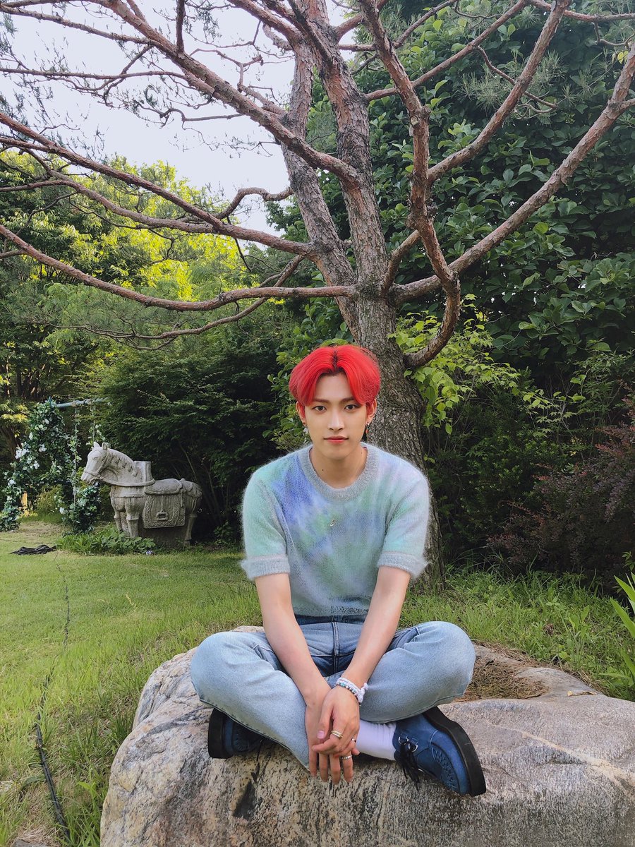 ltstwilight's tweet photo. Guess who's ready to sing #𝙾𝙷𝚈𝙰𝚈𝙰𝚈𝙰w𝓛𝚄𝙽𝓢𝙾𝙻? Obviamente este pelirrojo guapo que además va a gritar por su bestie <Lovelie3 fr  @inlunaresoIis como lo merece por ser la mejor. Estoy muy feliz de acompañarlas en su #𝓛𝚄𝙽𝓢𝙾𝙻ー𝙳𝙱. 
charming_vampire ✷ #𝕀ℤ𝕌𝕂𝕀 https://t.co/p8I5SRwKk2