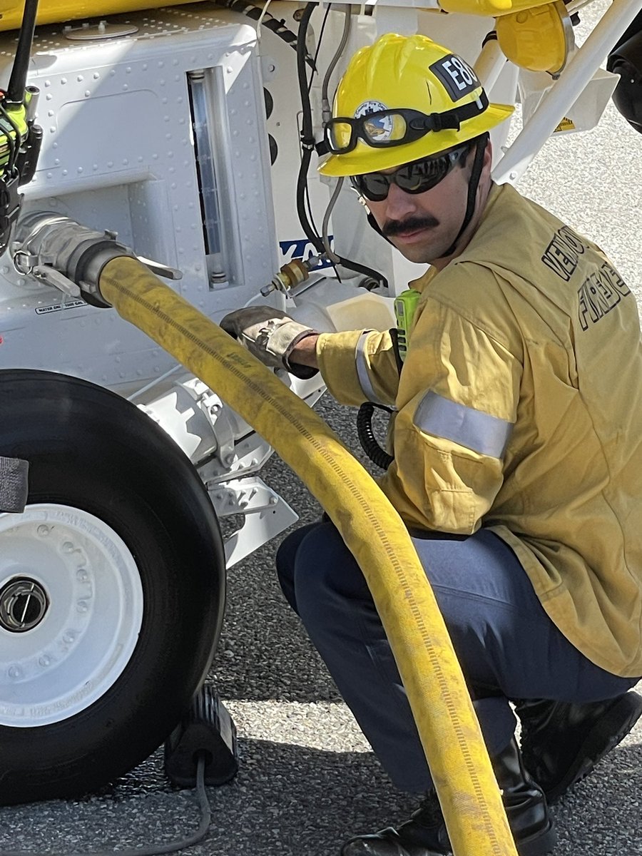 VCFD's tweet photo. Our thanks to Naval Base Ventura County for hosting a countywide helispot training with us, Ventura City Fire, Oxnard Fire and Federal Fire Ventura County. https://t.co/s7u6Qjvu0h