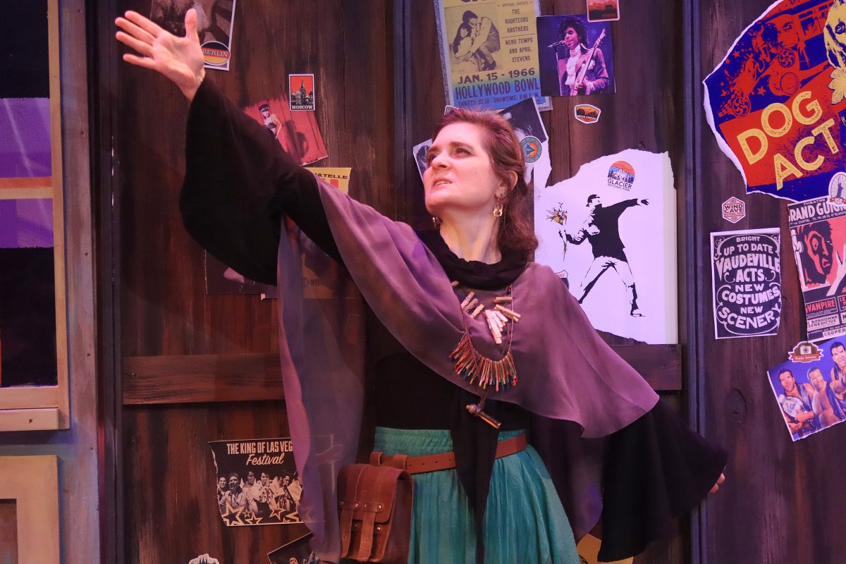 msthouston's tweet photo. I spy with my lil eye the #queen of #tejano!
Guess and keep the game going!
Join us after Sunday's matinee when we will be chatting with playwright, @lizduffyadams
https://t.co/Od2yNzATOP
@RiceOwlTamara @jmor3no26 @shondramarie @chaneymoore474
Photo by @theeastenders https://t.co/EMeqCX8CFR