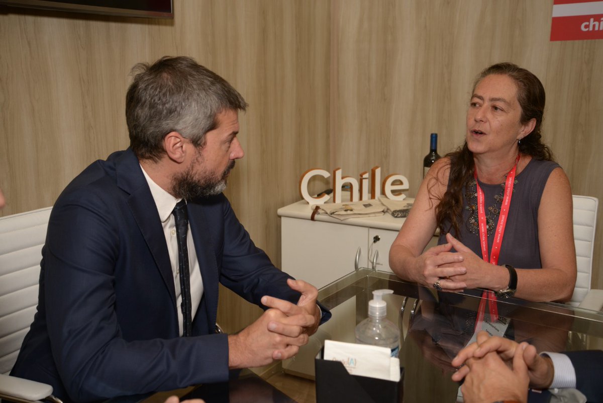 TurDepAR's tweet photo. Para seguir avanzando en la reactivación del turismo receptivo, el ministro Matías Lammens llevó adelante una intensa agenda de trabajo en #WTMLat. 🌎
👉 https://t.co/FlDXNC88yr https://t.co/ah82HPmEGG