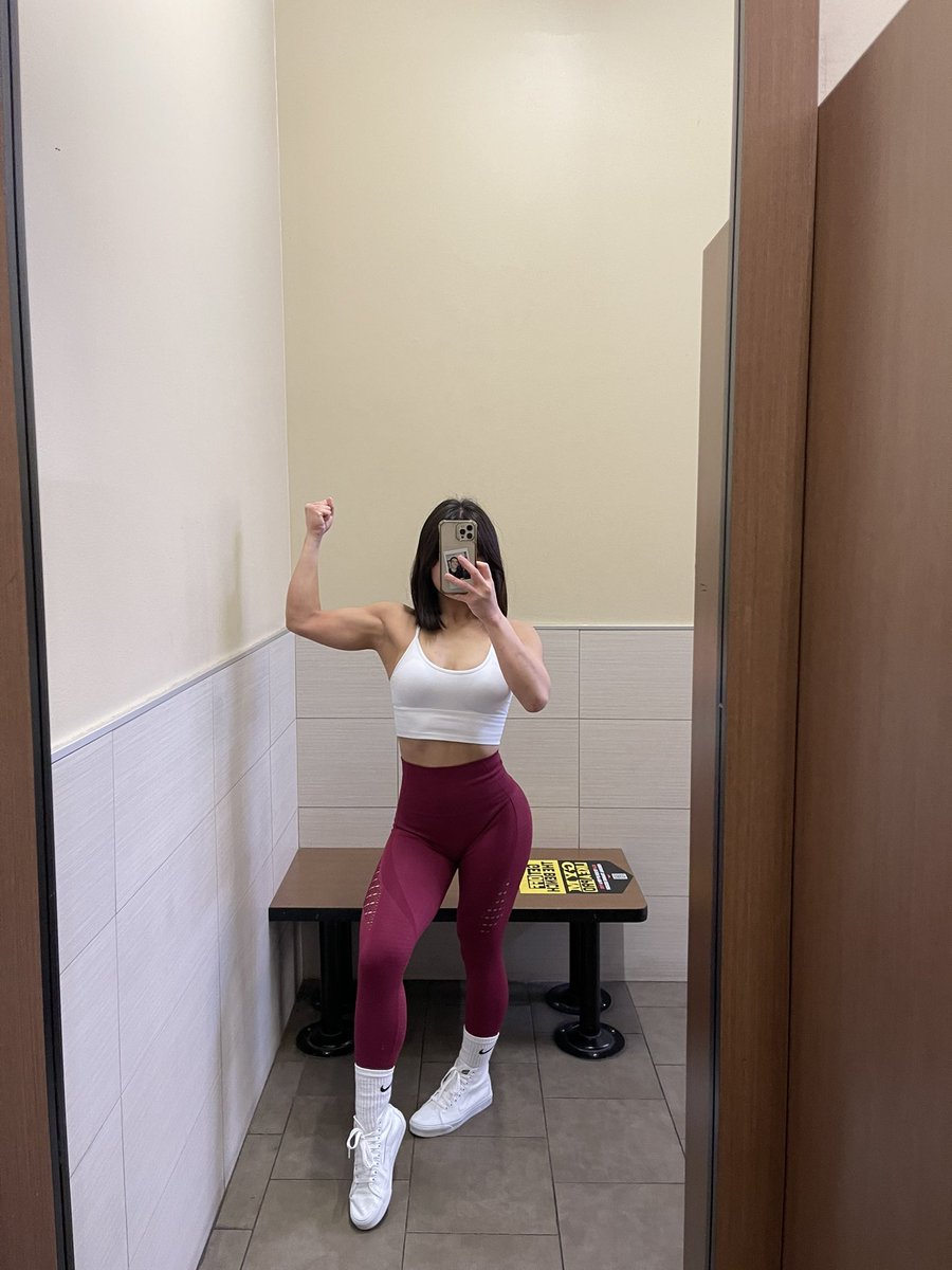 sninamn's tweet photo. week 15 https://t.co/hFHrmadgye