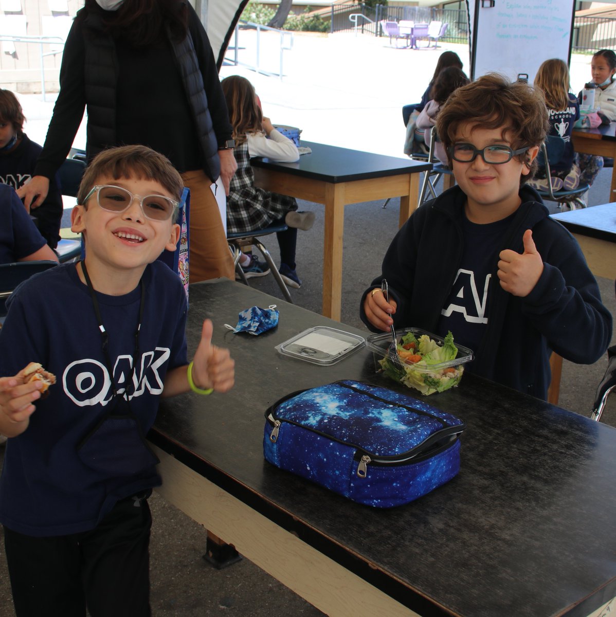 WoodlandPK8's tweet photo. After a long hiatus, our students enjoyed an in-person Buddy Lunch last week! #gooak #gopine #gocypress #gomaple #housesystem #buddylunch https://t.co/jF0vtqZCgs