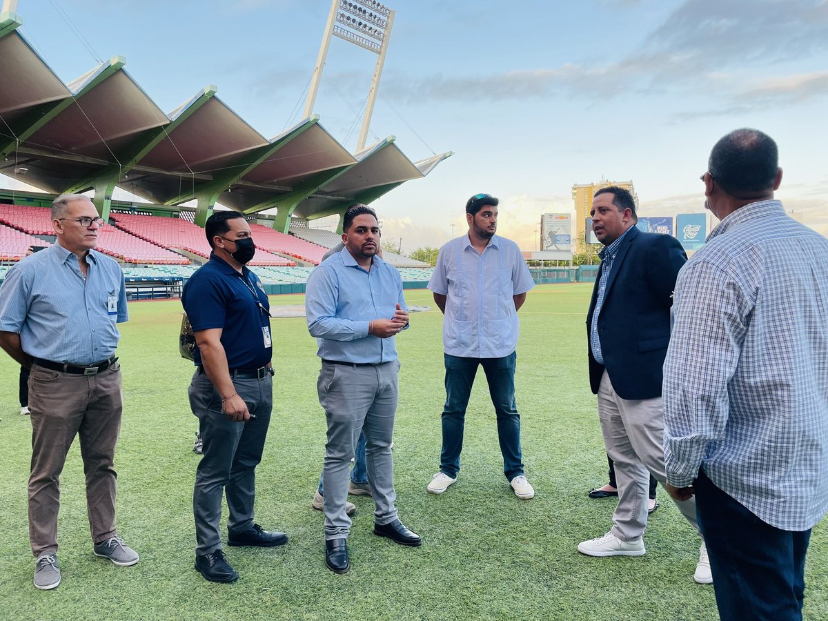 CheitoSJ3's tweet image. Junto a mis compañeros de la Legislatura Municipal de San Juan realizamos una Vista Ocular en el estadio Hiram Bithorn. No hay duda que el estadio está en óptimas condiciones para recibir a la @LBPRC.
