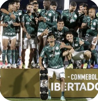 juformici2's tweet photo. e vamos começar td novamente 💚 e como sempre, vamos na humildade e na torcida gigante p nossos meninos seguirem gloriosos nessa caminhada 🐷
#AvantiPalestra 
#Libertadores https://t.co/FPiVNhHIKy