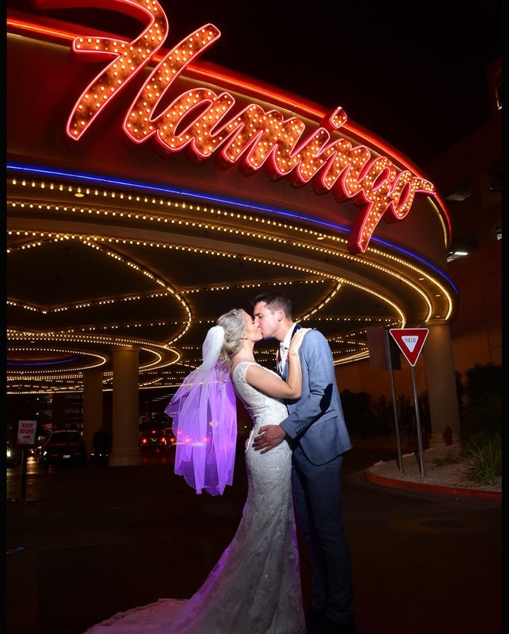 Weddings are fab in #Vegas 💍 💖  #ForeverHappensHere @FlamingoVegas