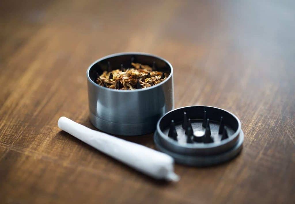 MMPconnect's tweet photo. #cannabiscommunity #marijuana #cannabis Listed cannabis product  group signs agreement with CSIR on further development Cannabis holdings group Labat Africa  … the parties produce and process cannabis and hemp.
        Labat Chief Executive … across https://t.co/6v8iJzuhvG https://t.co/FH87edKP3M