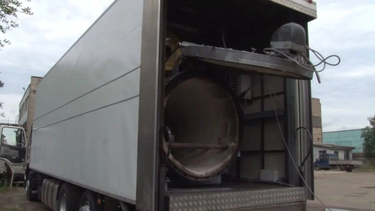 Mobile crematorium. This is what #RussianWarCrimes use in Mariupol to hide their crimes. The culmination of horror. <a href="/IntlCrimCourt/">Int'l Criminal Court</a>