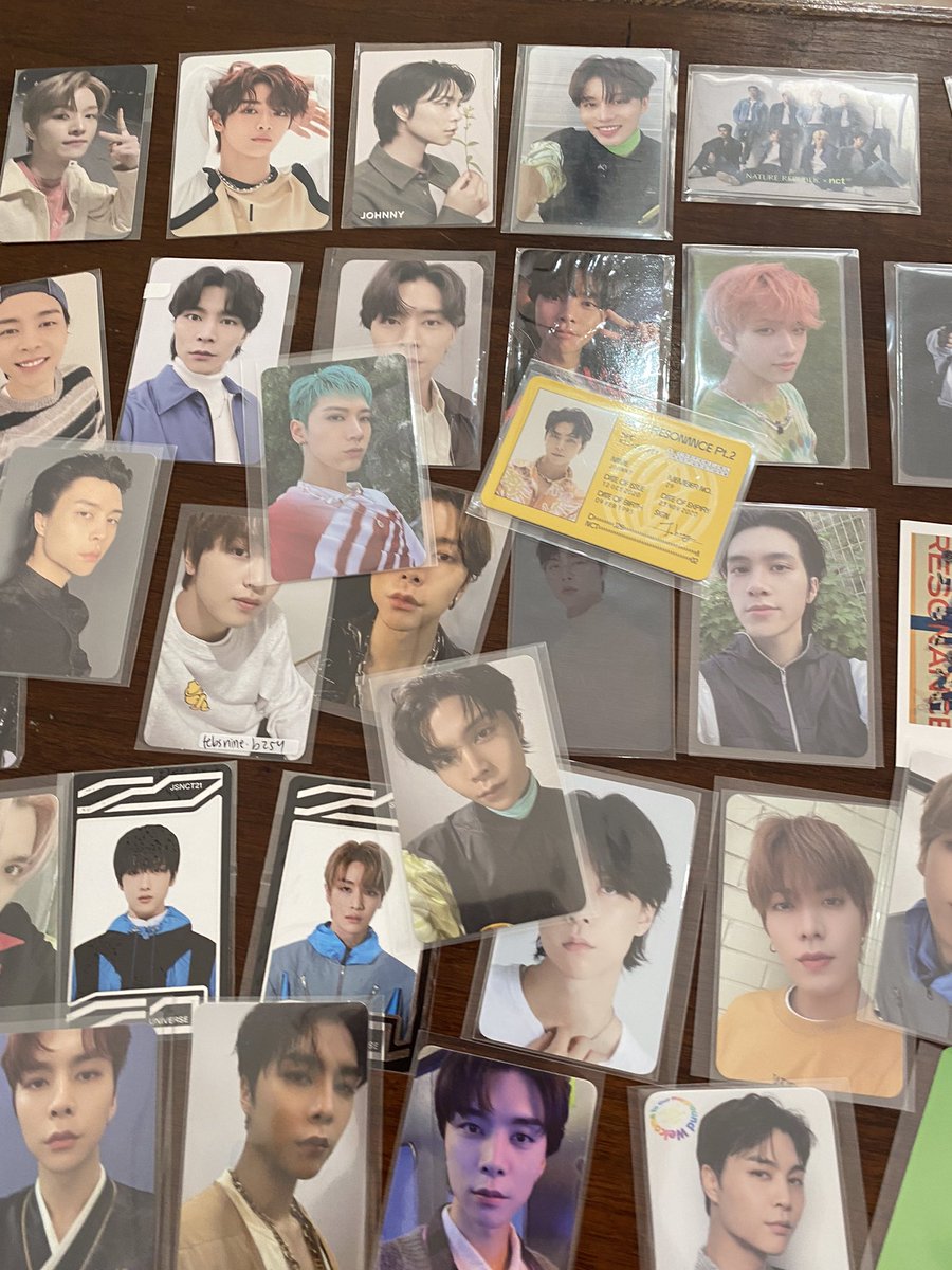 febsnine's tweet image. Ada yang mau divideoin skrng gaa ? wts wts pc johnny kasep, udah videoin buat @balenceyogasuh @baabushcat @scrppikss 💗