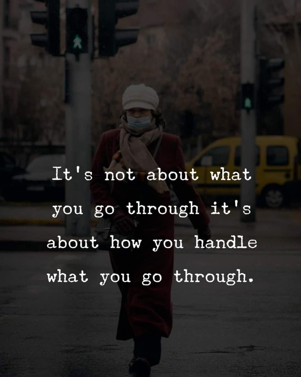 ErikaPetrie2's tweet photo. Happy Thursday wonderful peeps…Life is 10% what happens to us and 90% how we deal with it!!! #positivemindset #grablifewithbothhands #carpediem #livelaughlove #Bekind #Kindnesstrain #keepsmiling #keepshining 😊💪❤️ https://t.co/bIQewLieXB