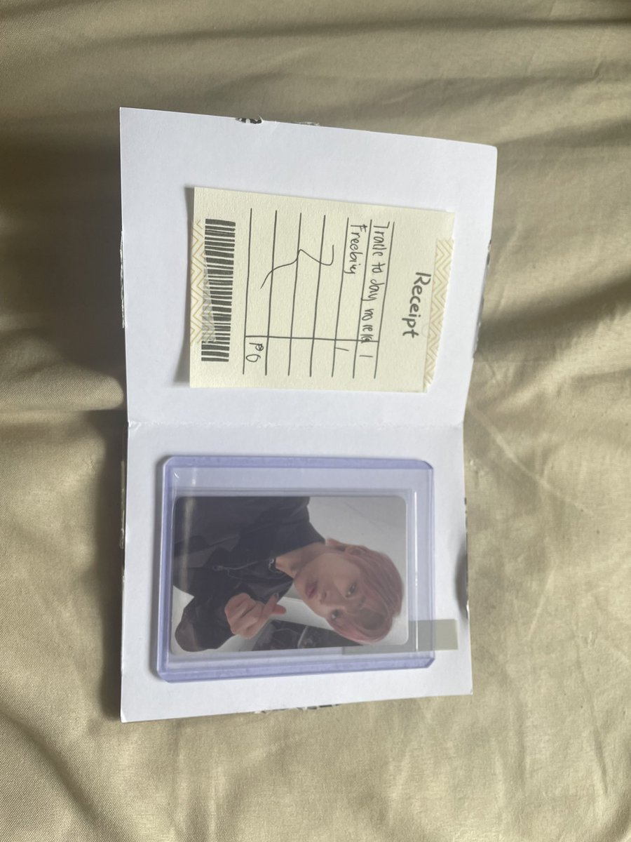 deonuscart's tweet photo. riri mail ༉‧₊˚✧ 04.7.22
sunoo a:no selca <33
#truesianya
tysm @0715CART po para sa suuuuper smooth transact!!! sunoo arrived safely and quickly!!! https://t.co/ZmWJWu0q1T